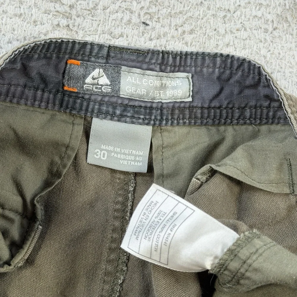 Nike ACG Shorts Mens 30 Green Cargo Cotton Hiking Trail Gorpcore Outdoor 9